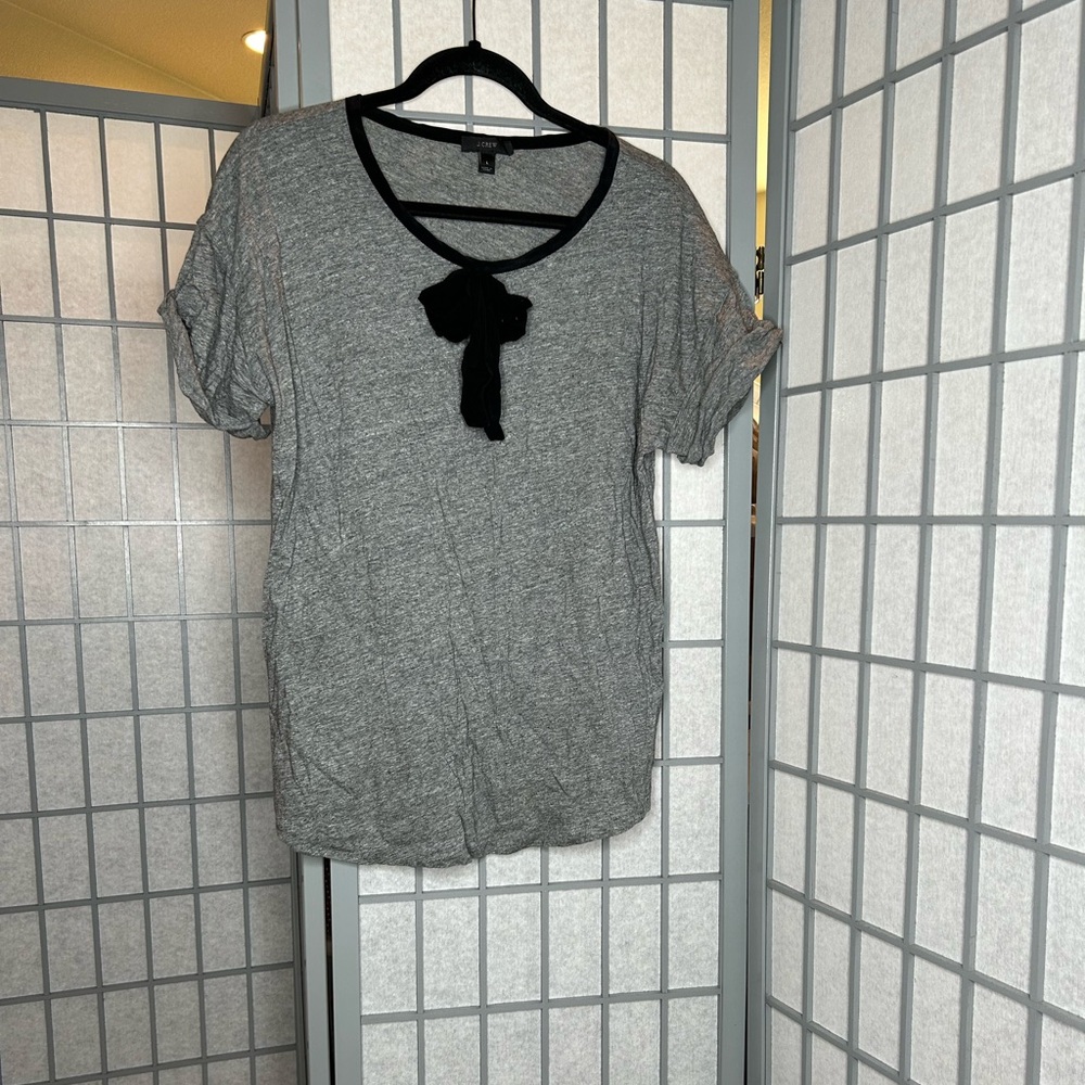 J. Crew Heather Gray V-Neck Tee with Black Bow Accent